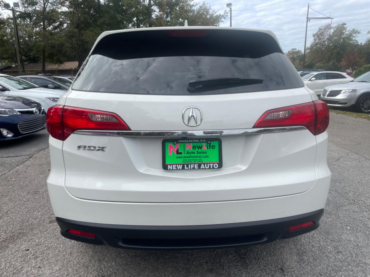 2013 WHITE ACURA RDX (5J8TB3H33DL) with an 3.5L engine, Automatic transmission, located at 5103 Dorchester Rd., Charleston, SC, 29418-5607, (843) 767-1122, 36.245171, -115.228050 - Certified One Owner Vehicle with Leather, Sunroof, CD/AUX/Sat, Hands-free Phone, Backup Camera, Dual Climate Control, Power Everything (windows, locks, seats, mirrors), Heated Seats, Push Button Start, Keyless Entry, Alloy Wheels. 146k miles Located at New Life Auto Sales! 2023 WINNER for Post & Co - Photo#5